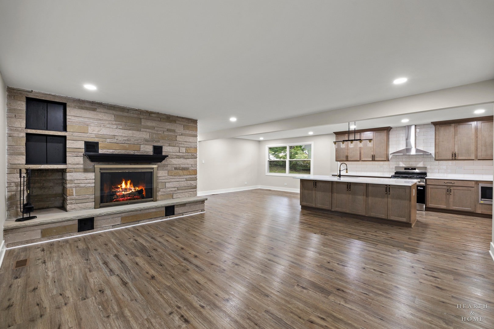 355 Hiawatha Drive