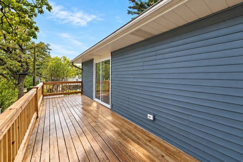Tiny photo for 355 Hiawatha Drive, Lake In The Hills, IL 60156 (MLS # 12732031)