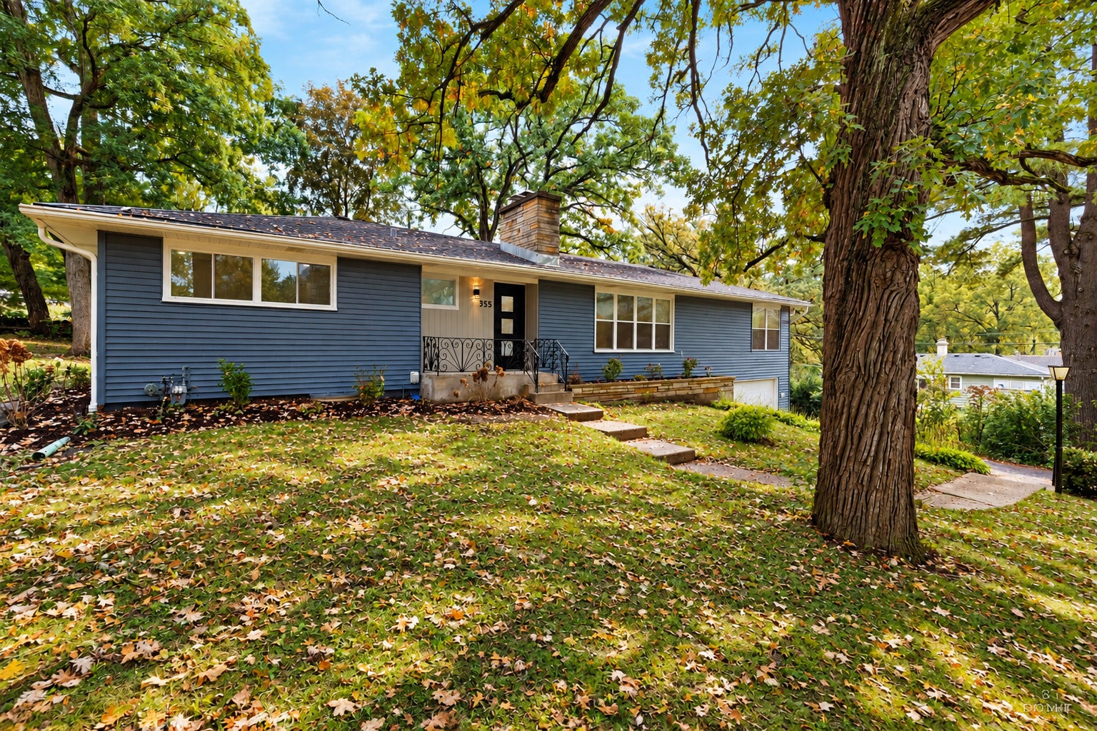 355 Hiawatha Drive