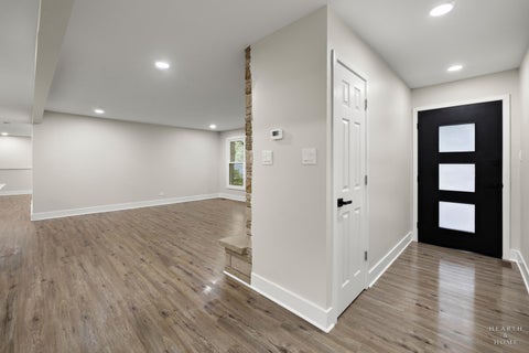 Tiny photo for 355 Hiawatha Drive, Lake In The Hills, IL 60156 (MLS # 12732031)