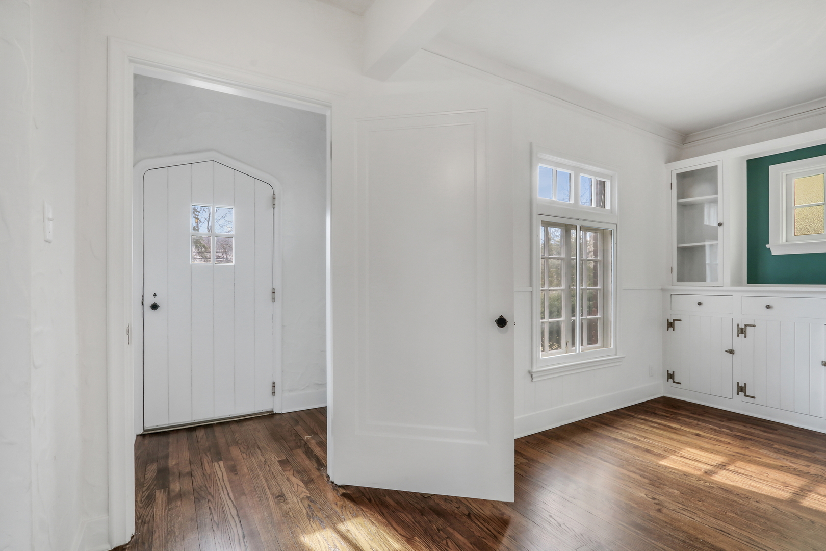526 W Jackson Street