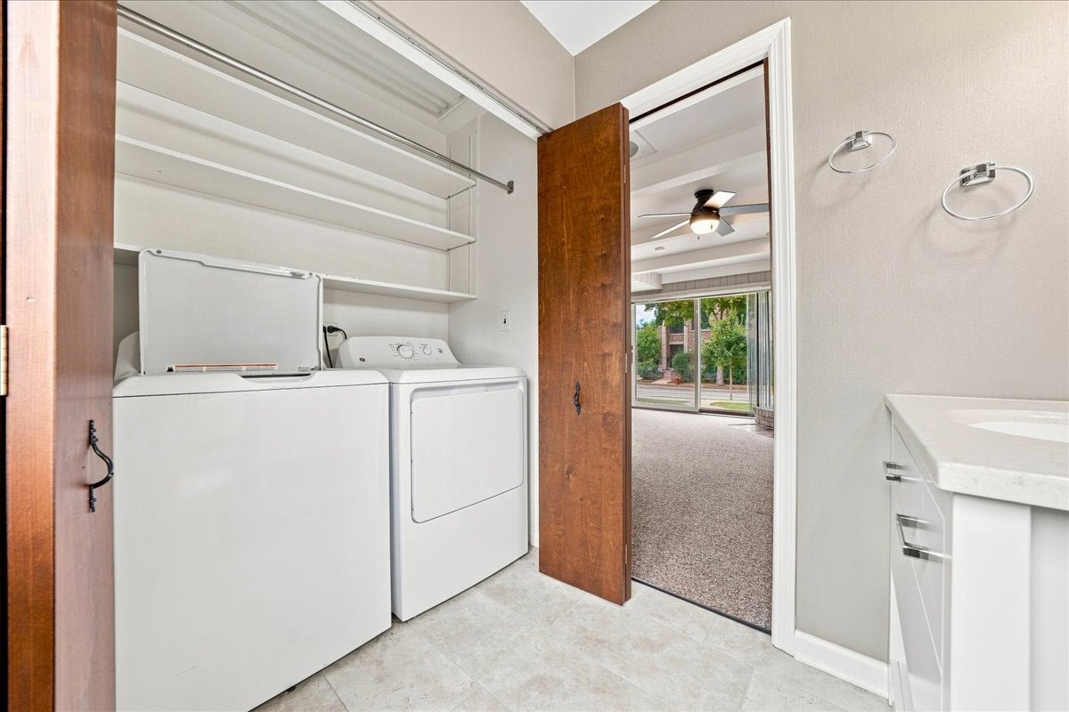 129 W Quincy Street 1