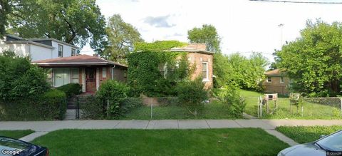 Photo of 9217 S Perry Avenue, Chicago, IL 60628 (MLS # 12636656)