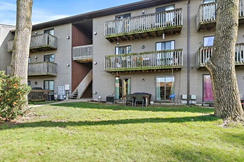 Tiny photo for 2352 South Street #D, Elgin, IL 60123 (MLS # 12738967)