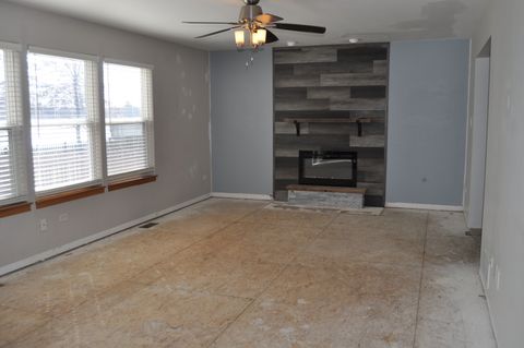 Tiny photo for 900 Shorewood Drive, Shorewood, IL 60404 (MLS # 12601449)