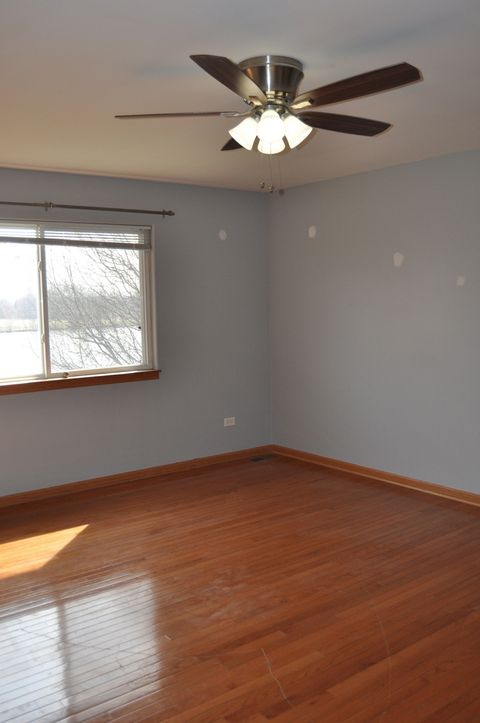 Tiny photo for 900 Shorewood Drive, Shorewood, IL 60404 (MLS # 12601449)