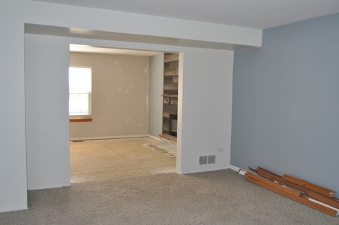 Tiny photo for 900 Shorewood Drive, Shorewood, IL 60404 (MLS # 12601449)