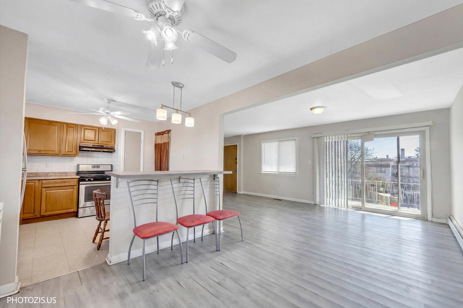 1640 W Sherwin Avenue 4A