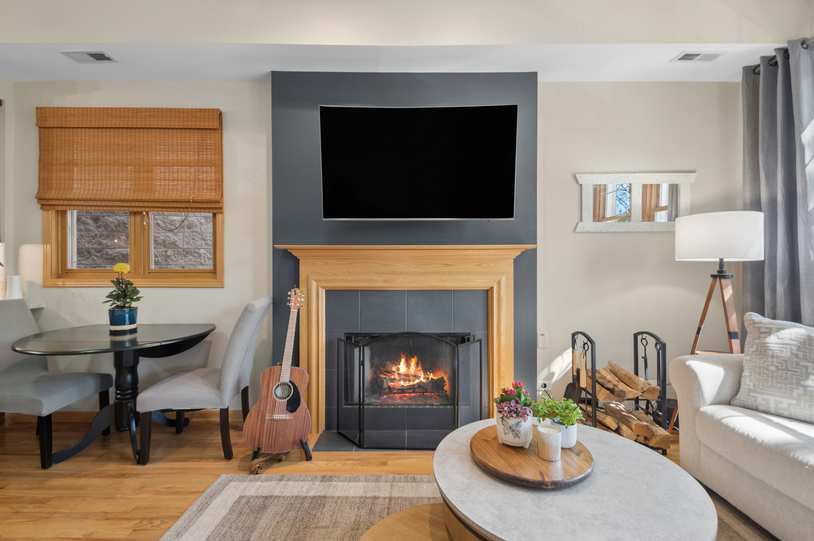 2852 N Damen Avenue 2