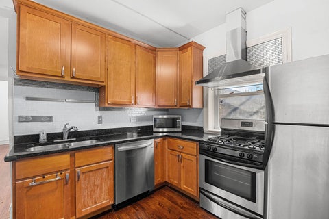 Tiny photo for 2315 W Waveland Avenue #1, Chicago, IL 60618 (MLS # 12678554)
