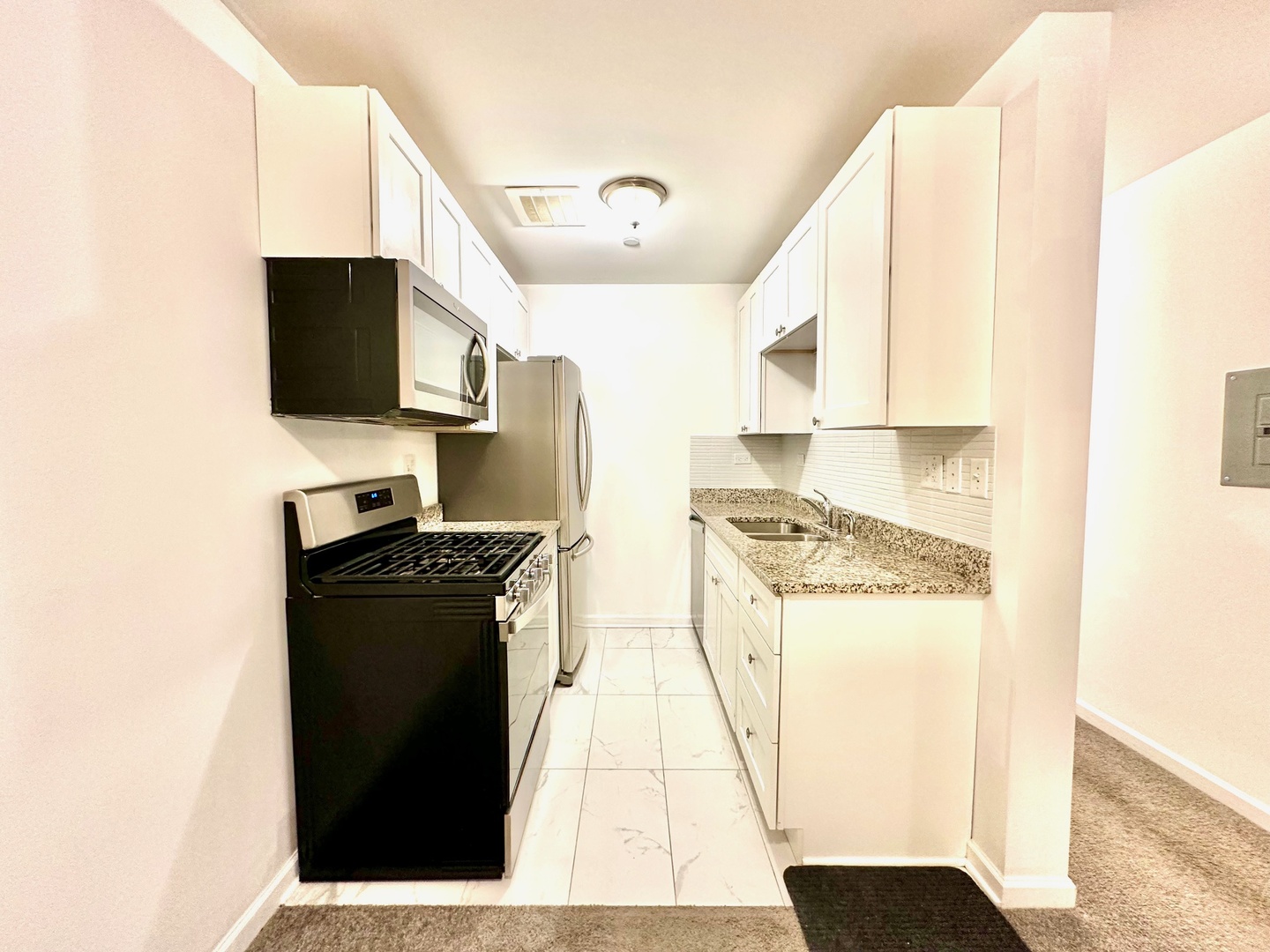 820 MCINTOSH Court 106