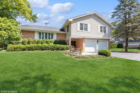 454 W Sheridan Place Lake Bluff IL 60044