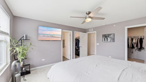Tiny photo for 153 Roslyn Place, Bloomingdale, IL 60108 (MLS # 12727871)