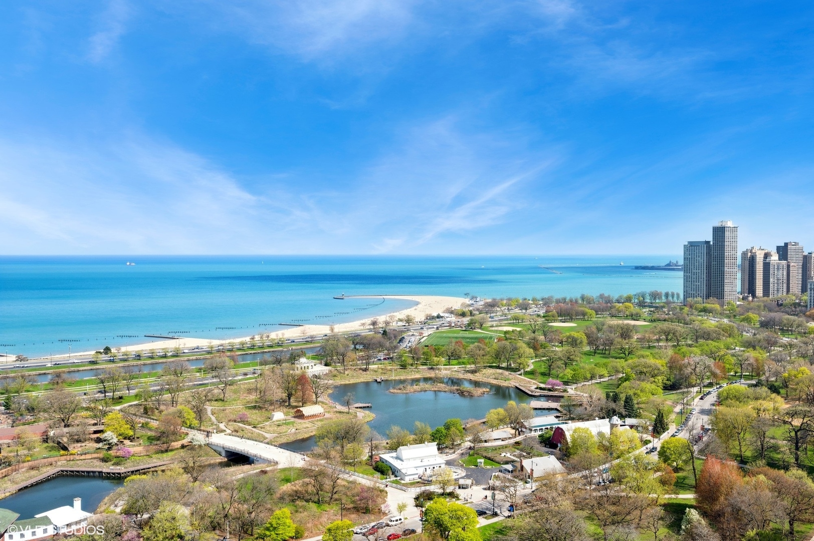 2020 N Lincoln Park West 30L