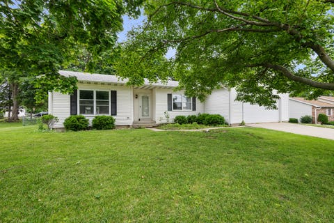 Photo of 619 Shadycrest Drive, Kewanee, IL 61443 (MLS # 12670895)