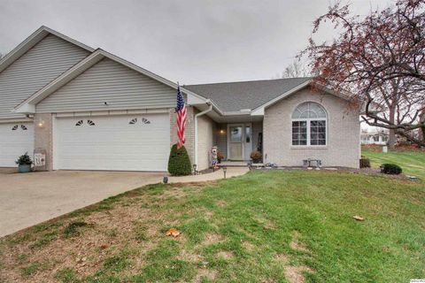 Photo of 3012 Bluff Ridge Dr. Dr, Quincy, IL 62305 (MLS # 12527111)