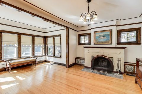 Tiny photo for 5807 N Sacramento Avenue, Chicago, IL 60659 (MLS # 12496658)