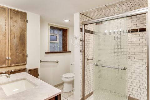 Tiny photo for 5807 N Sacramento Avenue, Chicago, IL 60659 (MLS # 12496658)