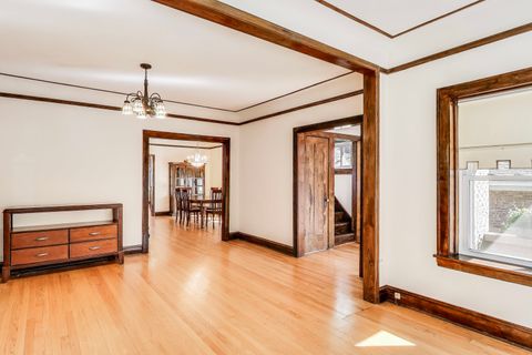 Tiny photo for 5807 N Sacramento Avenue, Chicago, IL 60659 (MLS # 12496658)