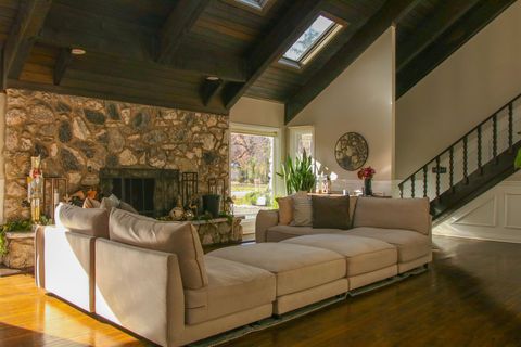 Tiny photo for 129 Cornwall Drive, Crete, IL 60417 (MLS # 12545214)