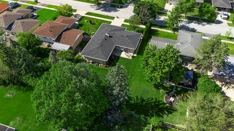 Tiny photo for 1501 CARSON Court, Homewood, IL 60430 (MLS # 12599223)