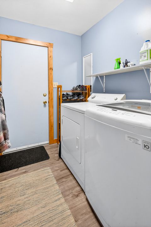 Tiny photo for 122 Park Avenue, Charlotte, IA 52731 (MLS # 12615731)