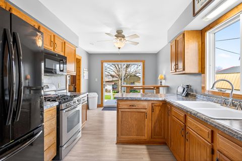 Tiny photo for 122 Park Avenue, Charlotte, IA 52731 (MLS # 12615731)