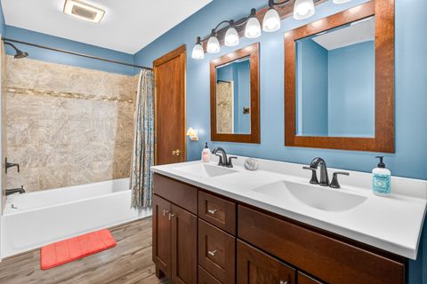 Tiny photo for 122 Park Avenue, Charlotte, IA 52731 (MLS # 12615731)