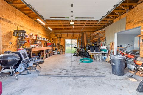 Tiny photo for 122 Park Avenue, Charlotte, IA 52731 (MLS # 12615731)