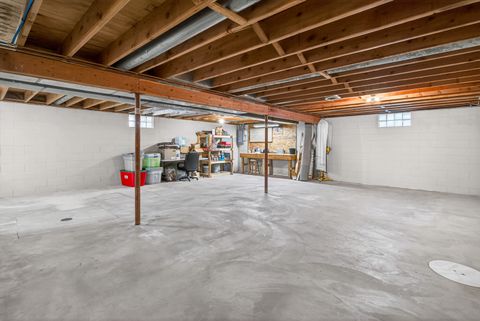 Tiny photo for 122 Park Avenue, Charlotte, IA 52731 (MLS # 12615731)