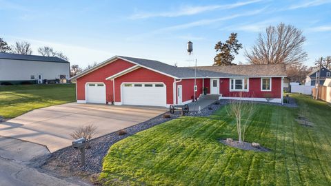 Tiny photo for 122 Park Avenue, Charlotte, IA 52731 (MLS # 12615731)