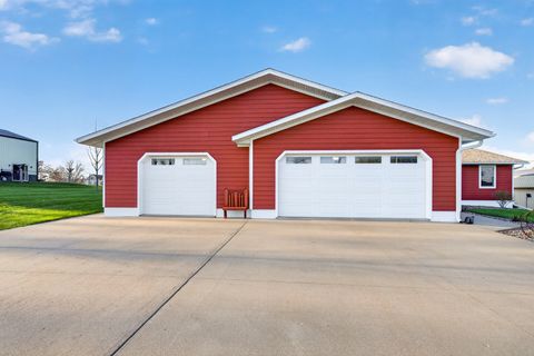 Tiny photo for 122 Park Avenue, Charlotte, IA 52731 (MLS # 12615731)