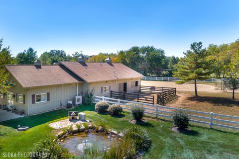 Tiny photo for 11 Moate Lane, Barrington Hills, IL 60010 (MLS # 12566463)