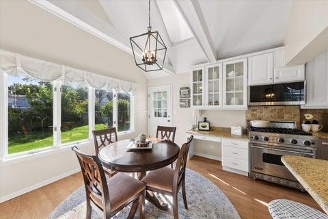 Tiny photo for 127 Hiawatha Drive, Clarendon Hills, IL 60514 (MLS # 12758620)