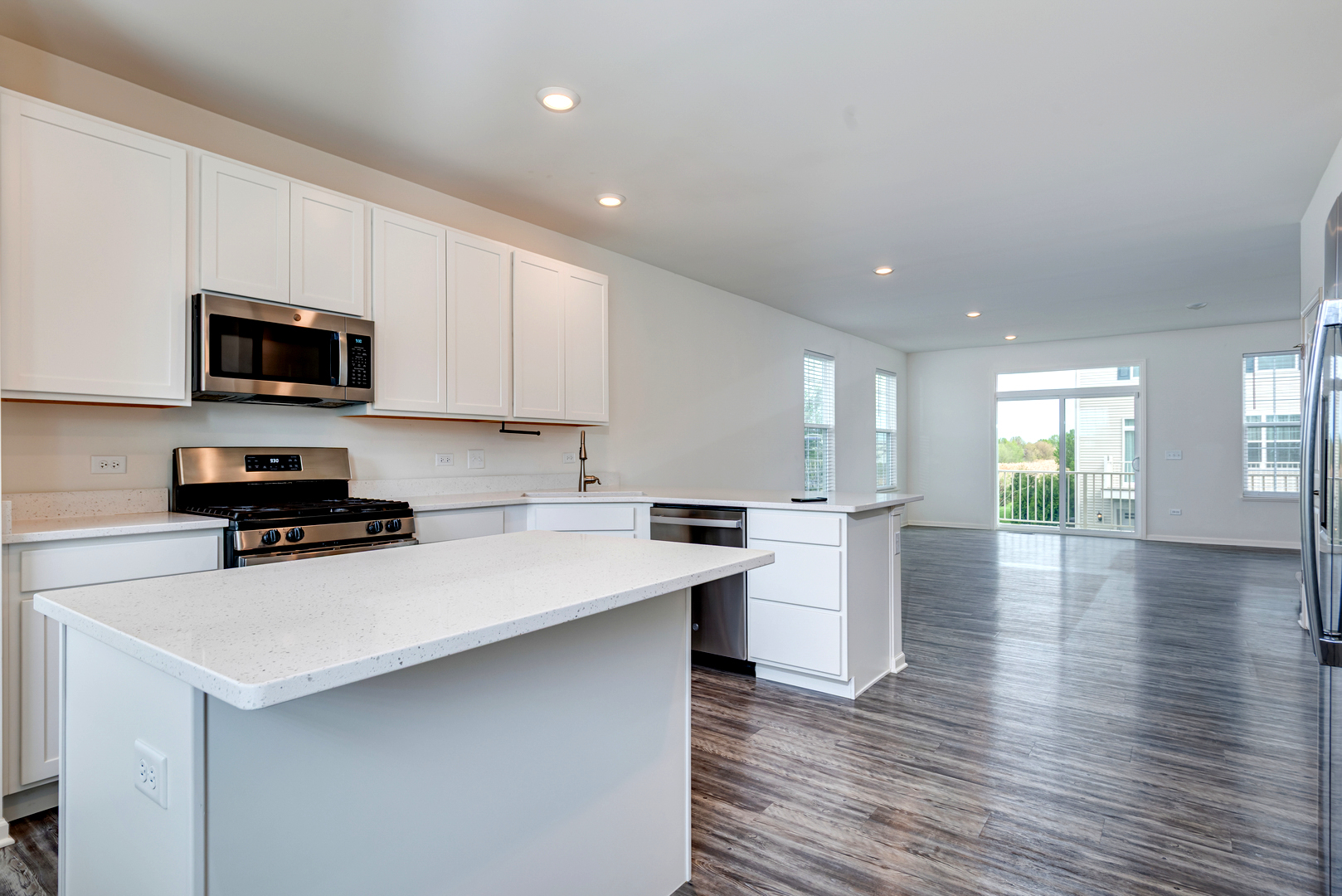 195 Lakeshore Drive