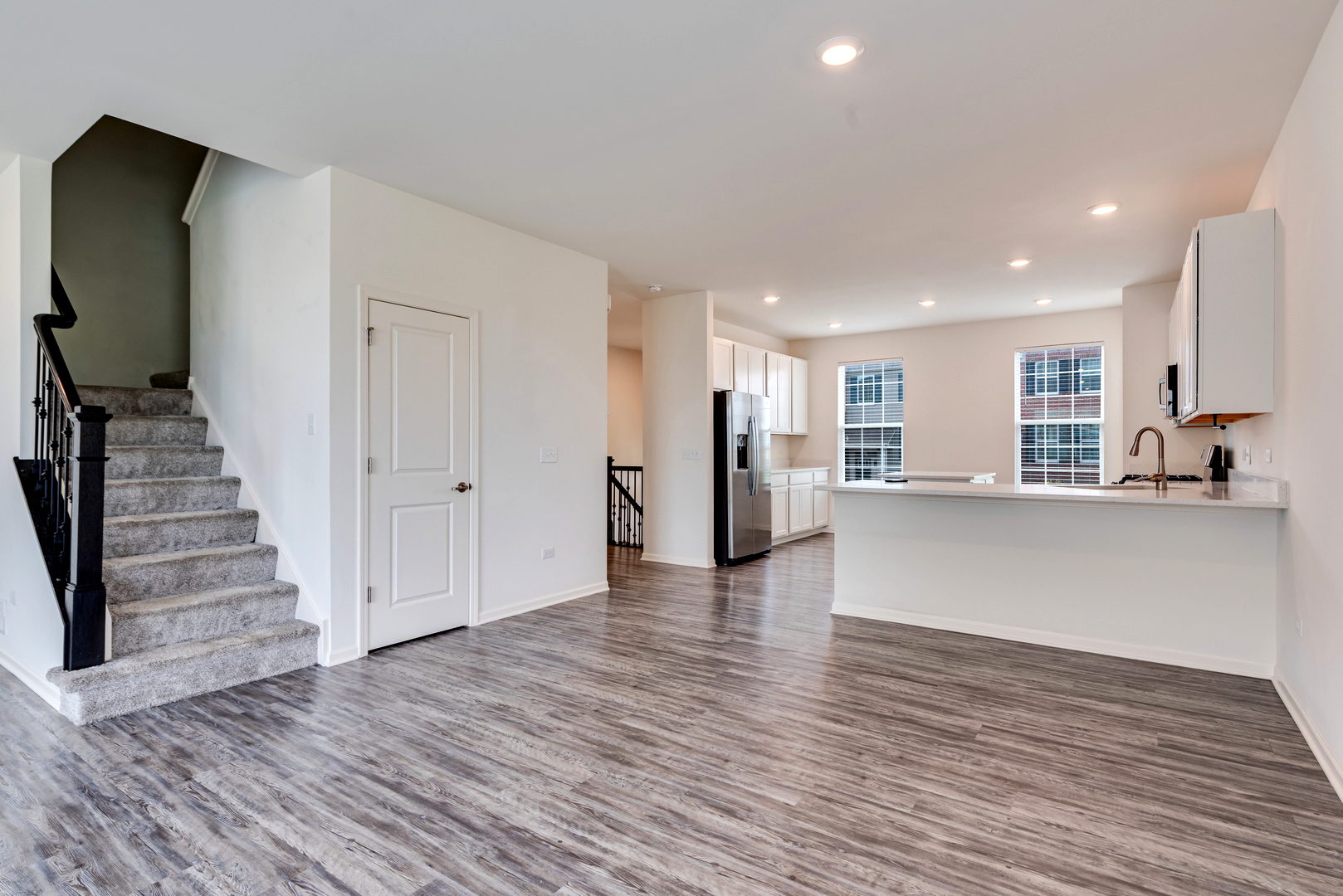 195 Lakeshore Drive