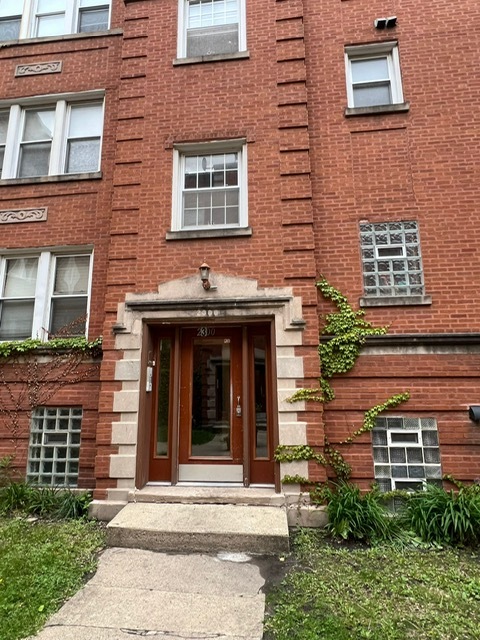 2300 W Granville Avenue G