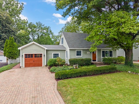 Photo of 1007 S Harrison Street, Batavia, IL 60510 (MLS # 12766166)
