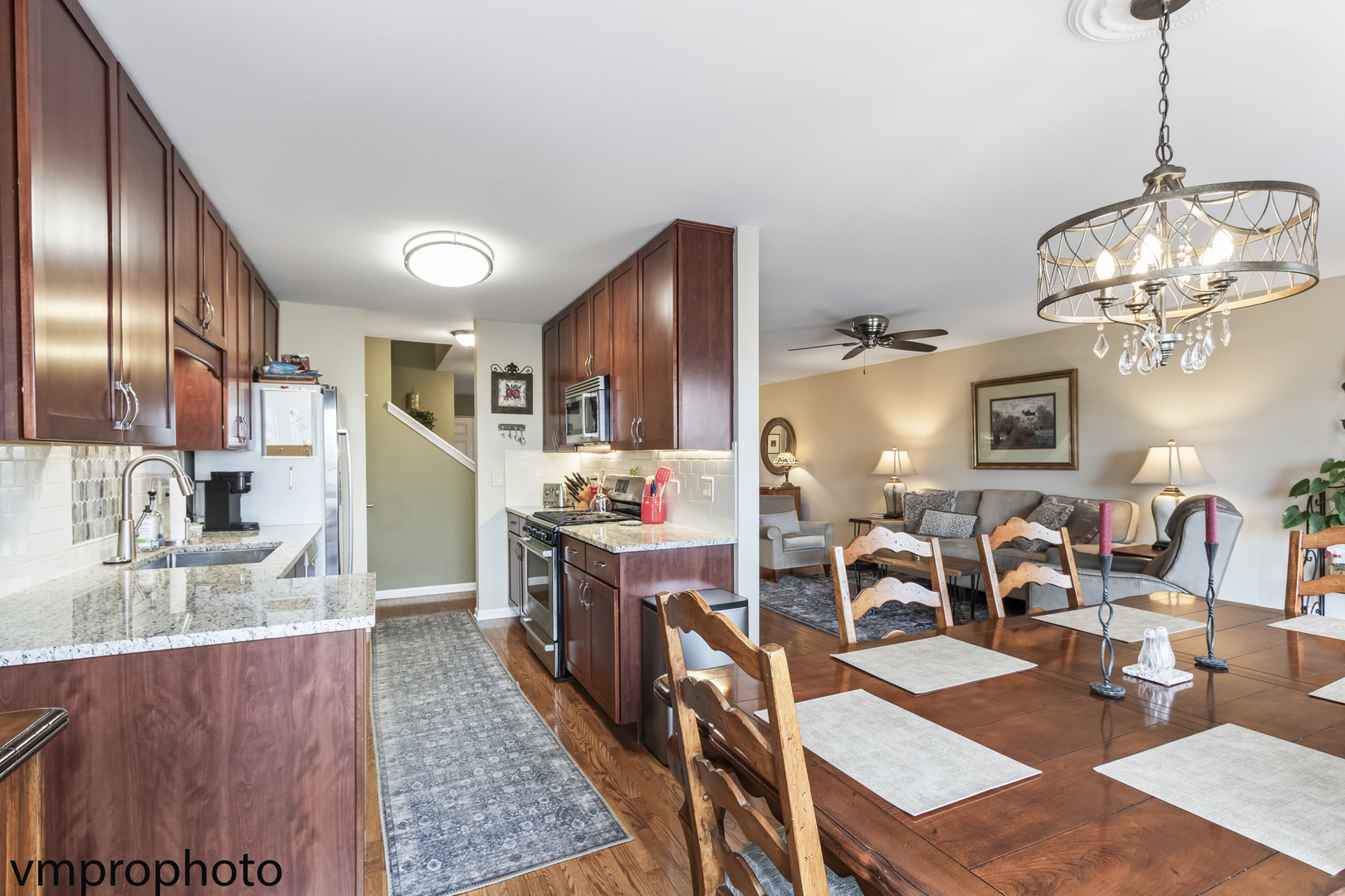 294 W Fairview Circle