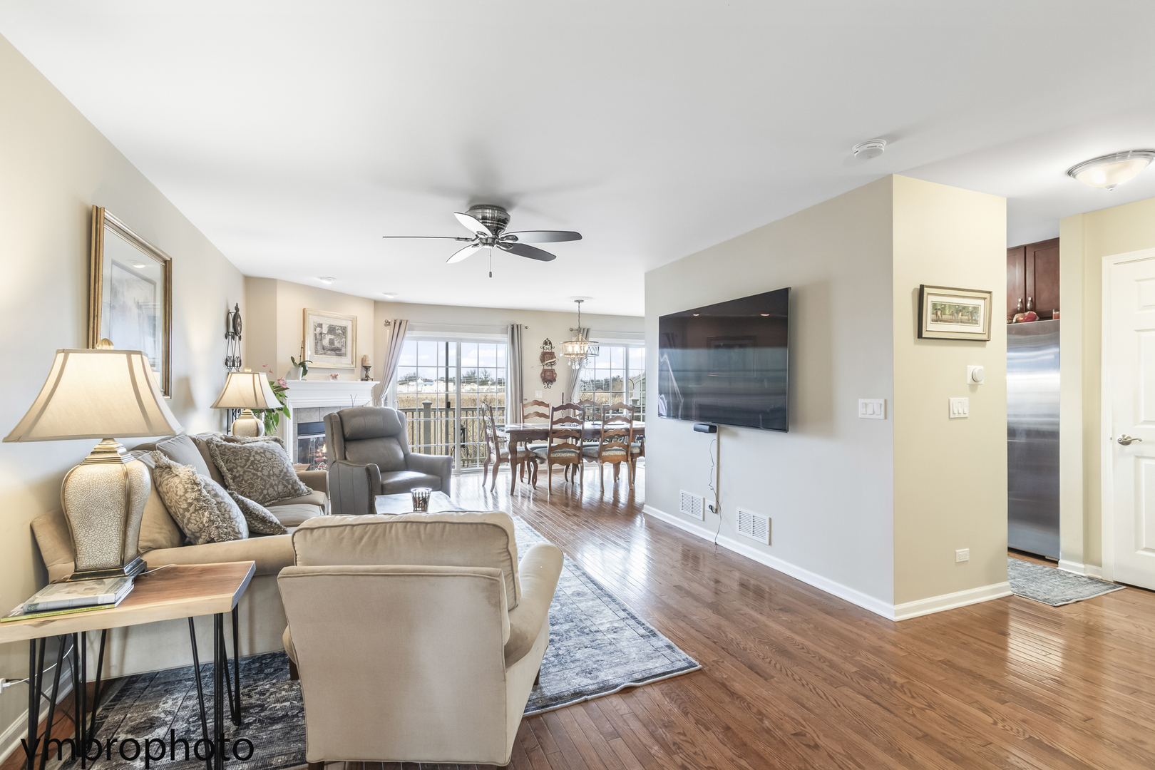 294 W Fairview Circle