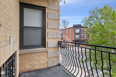 Tiny photo for 2702 W CORTLAND Avenue #2, Chicago, IL 60647 (MLS # 12621326)