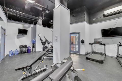 Tiny photo for 20 N Tower Road #8E, Oak Brook, IL 60523 (MLS # 12534180)