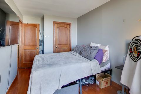 Tiny photo for 20 N Tower Road #8E, Oak Brook, IL 60523 (MLS # 12534180)