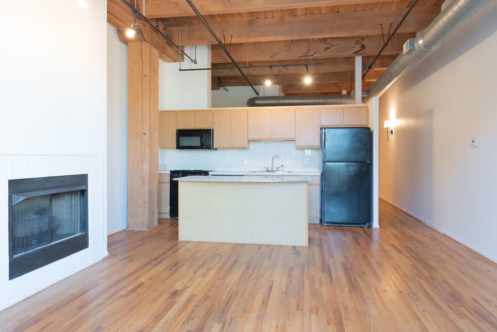 1250 W VAN BUREN Street 203