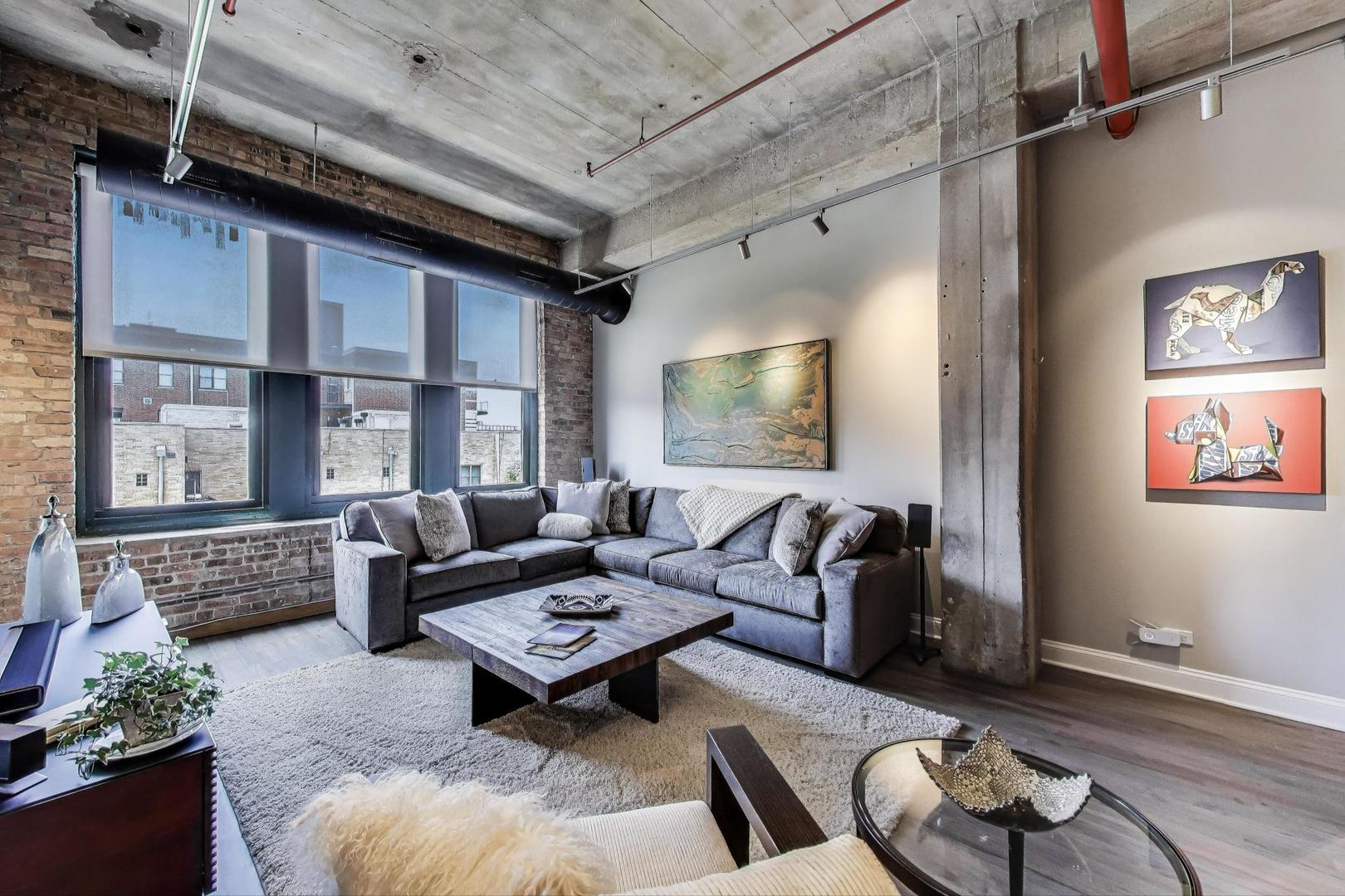 1327 W WASHINGTON Boulevard 4C