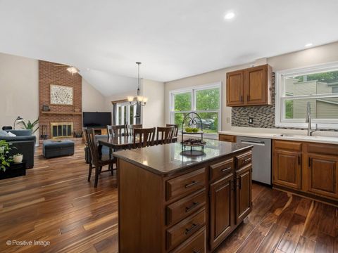 Tiny photo for 405 Blackhawk Drive, Batavia, IL 60510 (MLS # 12674573)