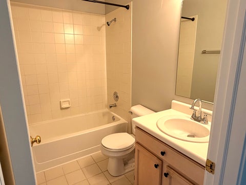Tiny photo for 166 Avalon Court #166, Roselle, IL 60172 (MLS # 12704060)