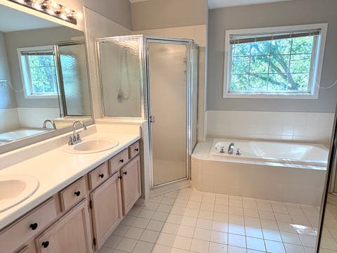 Tiny photo for 166 Avalon Court #166, Roselle, IL 60172 (MLS # 12704060)