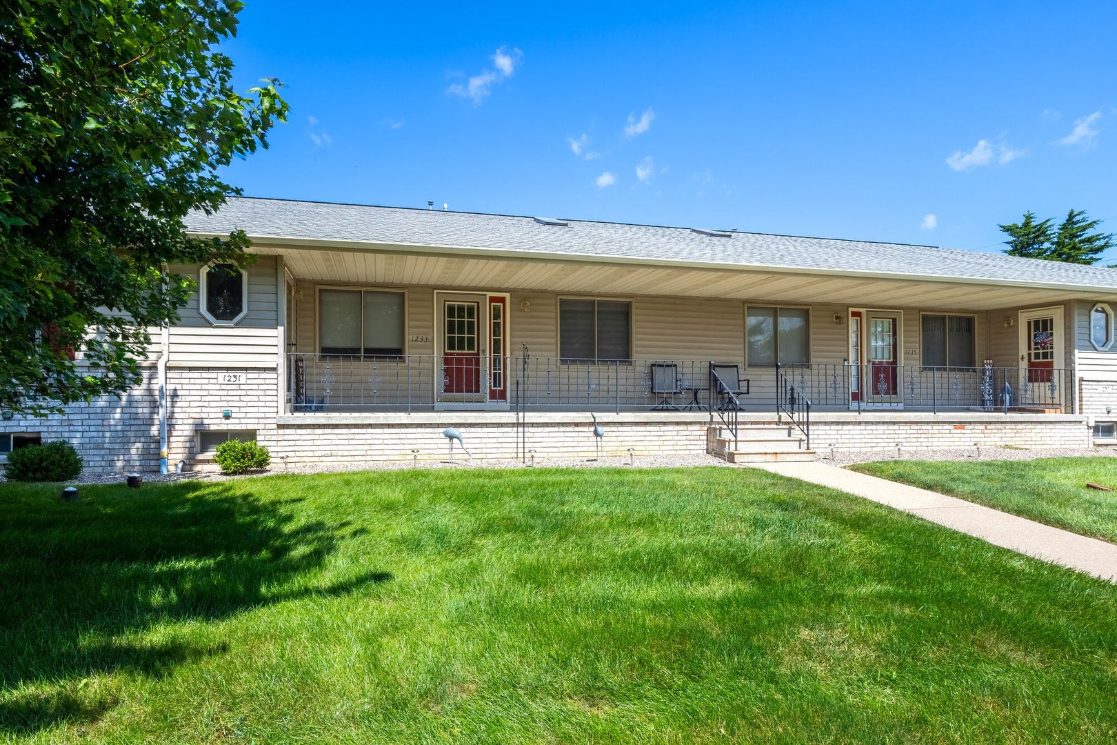 1233 47th Ave Court 16