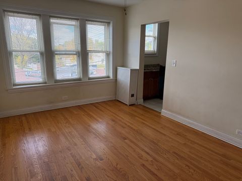 Tiny photo for 2325 W Farwell Avenue #2S, Chicago, IL 60645 (MLS # 12502725)